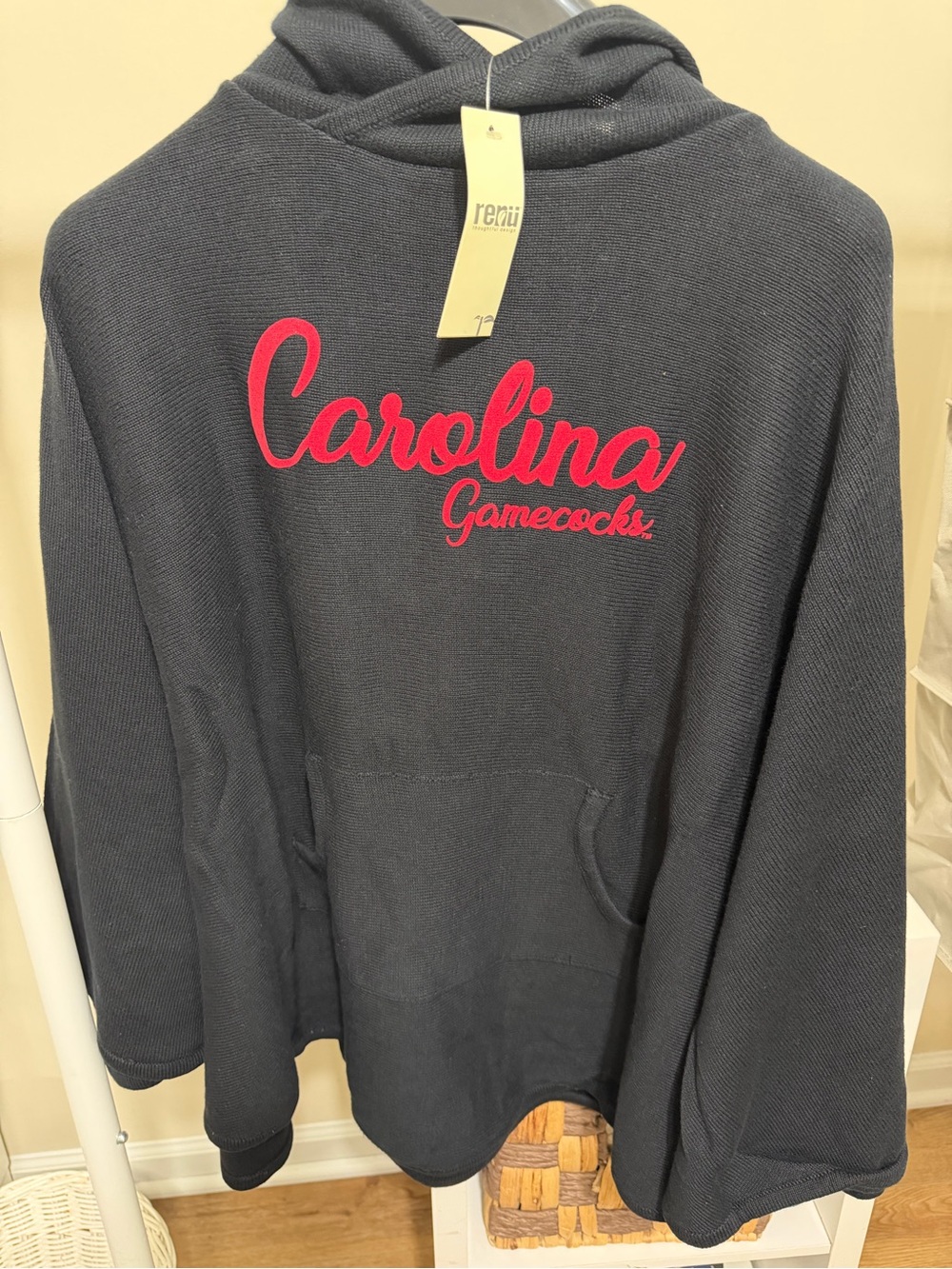 Let’s Go Gamecocks
New With Tags
Women's Hooded Sweater Poncho with hood
OS